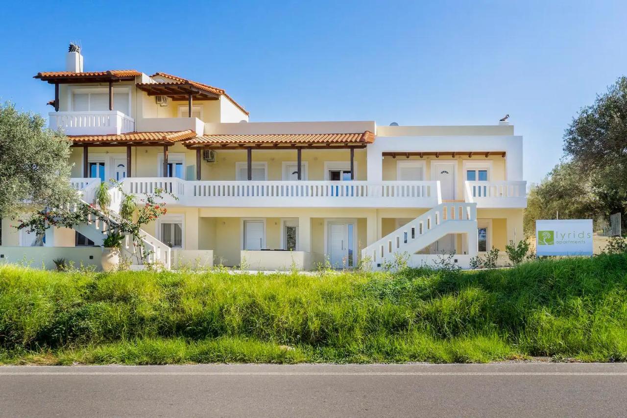Lyrids Apartments Episkopi  ภายนอก รูปภาพ
