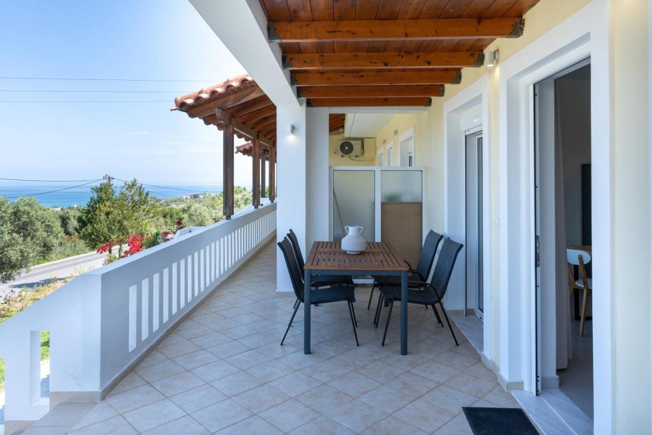 Lyrids Apartments Episkopi  ภายนอก รูปภาพ